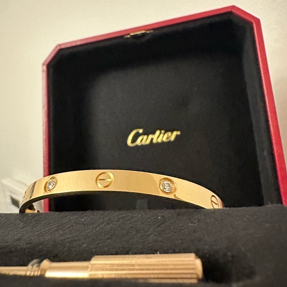 ✅ Cartier ⭐️  LOVE BRACELET, 4 DIAMONDS - Rose Gold - Size 18 - Picture 8 of 15